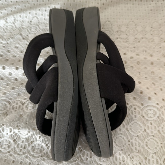 Cloudsteppers by Clarks Size 9 Black - Picture 4 of 6